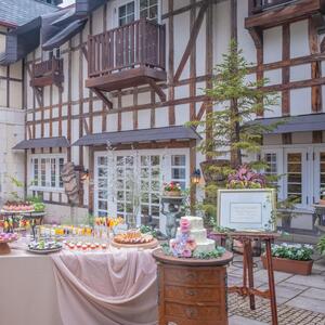 【25年7月・8月】デザートビュッフェ付き夏婚プラン≪ガーデン演出が人気≫