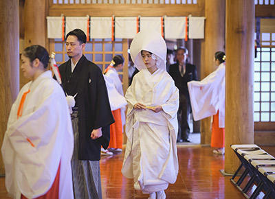 北海道神宮挙式 大人のシンプルでスタイリッシュなパーティ オーベルジュ ド リル サッポロ ひらまつのレストランウエディング