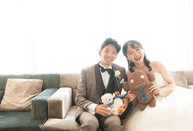 家族と友人に見守られた穏やかで心あたたまる結婚式